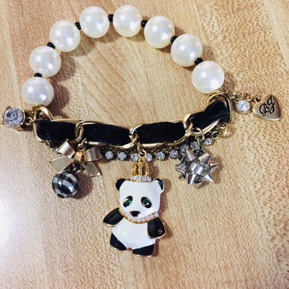 Betsey Johnson Jewelry - Adorable panda bracelet with rhinestones & bows